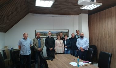 IMG-f4f1ead3cce36a3dc25a7d5c1f1ffd2c-V